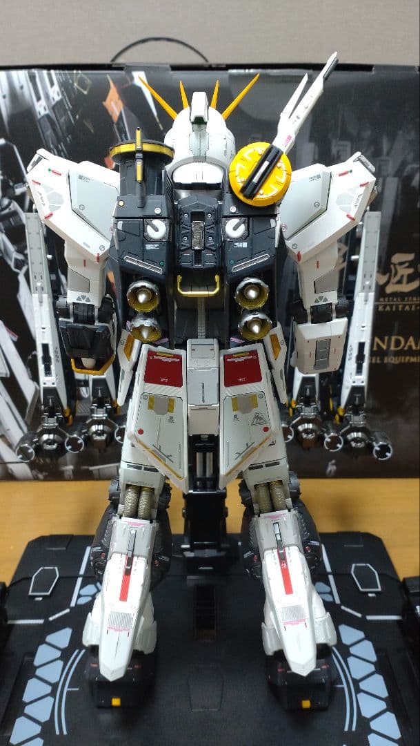 [中古品　取説なし]解体匠機 rx-93 νガンダム　フィンファンネル装備