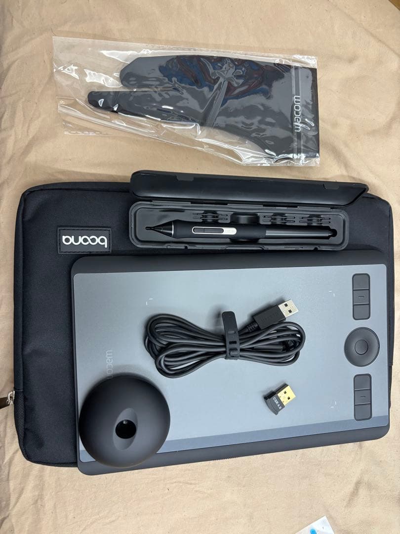 Wacom intuos pro PTH-460ペンタブレット本体