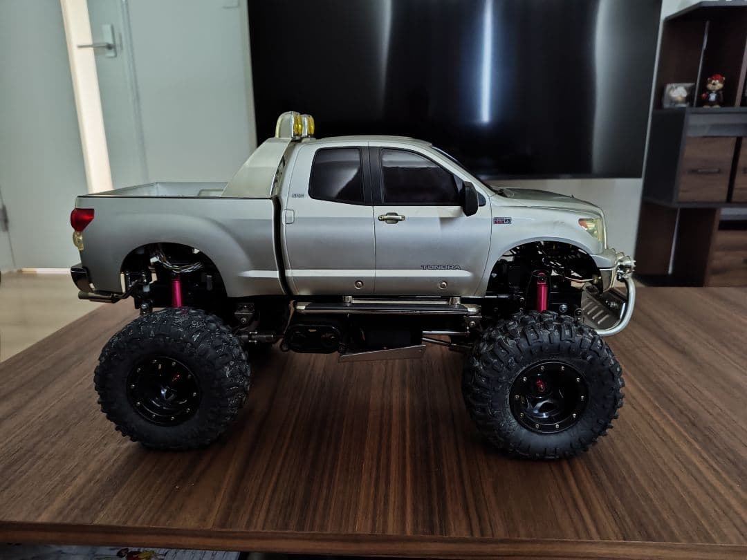 トヨタ・タンドラ　ハイリフト フルオペ