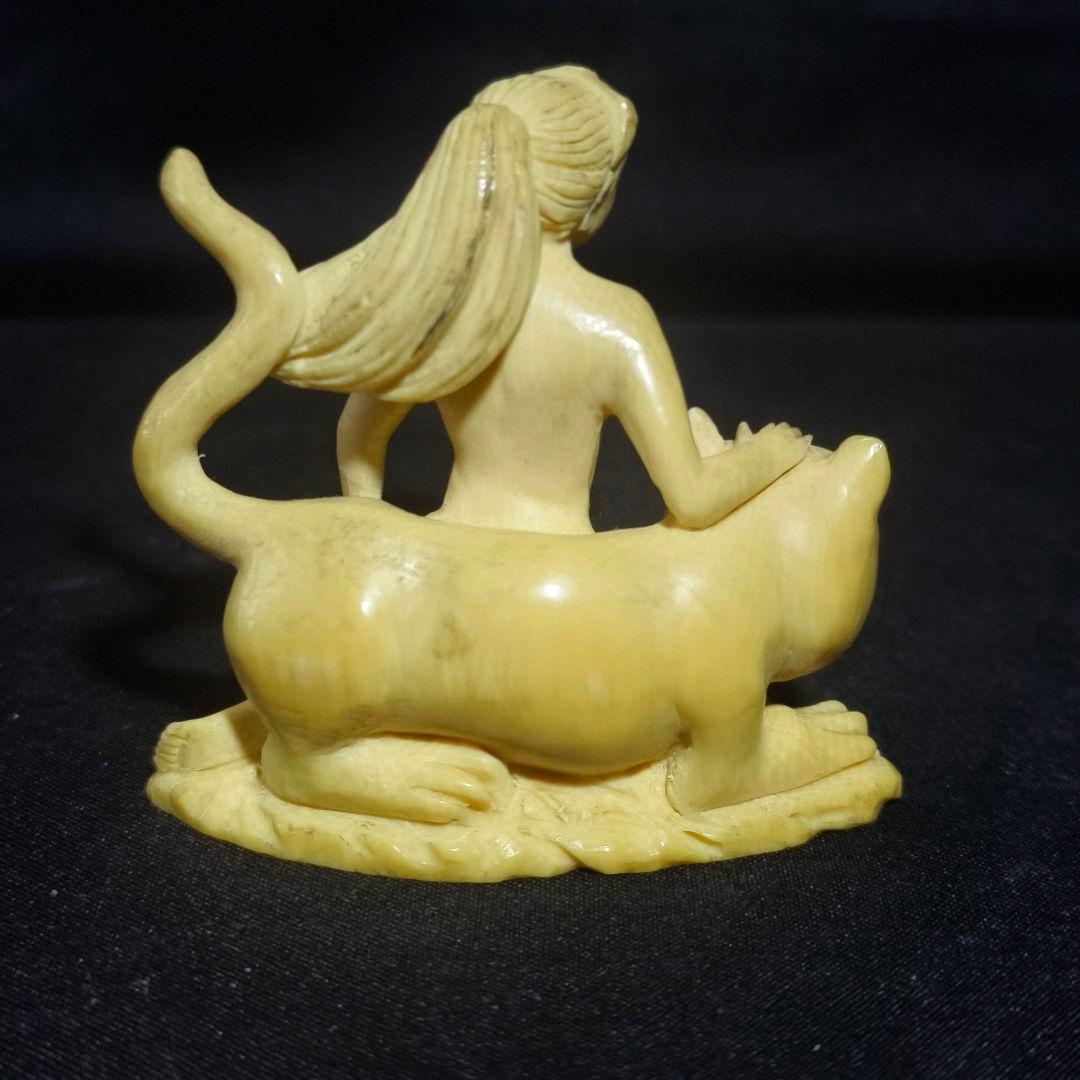 裸女像 彫刻作品 縞模様天然素材 手彫り 無銘 時代物 コレクター放出美品 置物