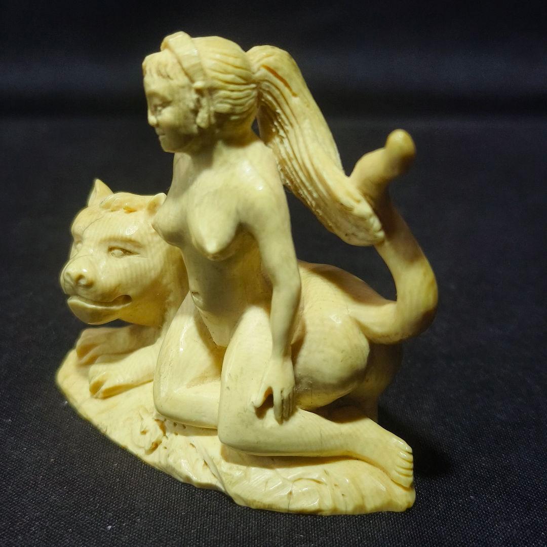 裸女像 彫刻作品 縞模様天然素材 手彫り 無銘 時代物 コレクター放出美品 置物