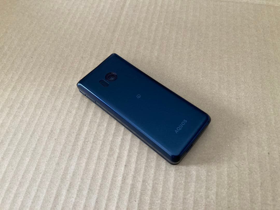 美品 L927 ドコモ AQUOSケータイ SH-02L ガラホ simフリー