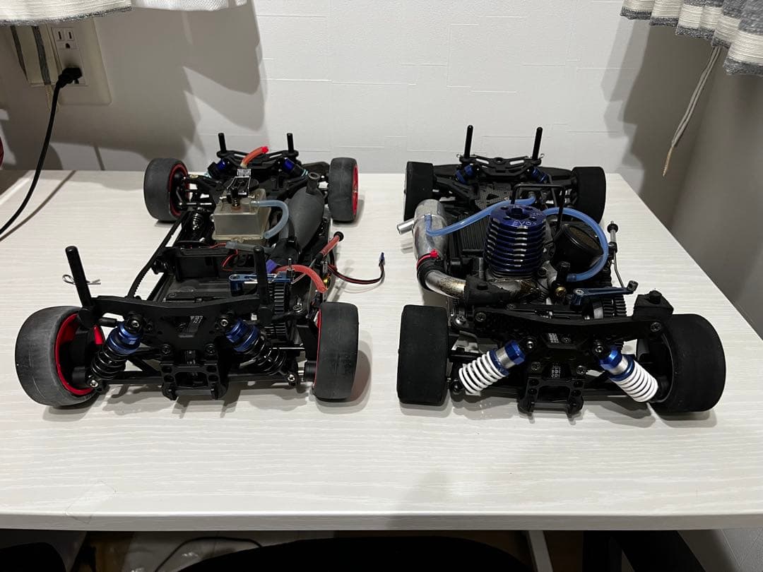 V-one slll evo 2台セット 多数パーツ有り