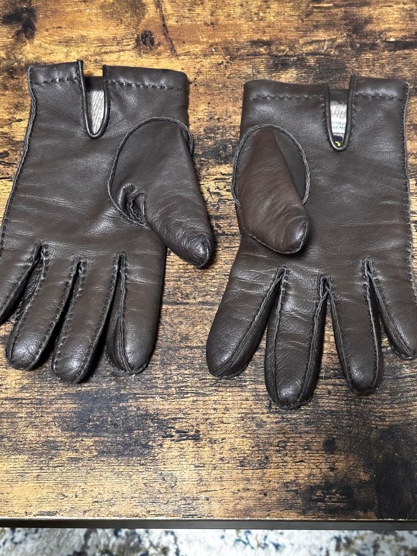 HERMÈS 手袋　ダークブラウン