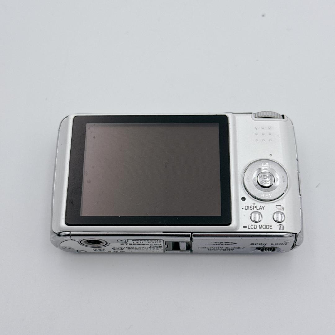 【概ね美品】Panasonic LUMIX DMC-FX01-W ホワイト