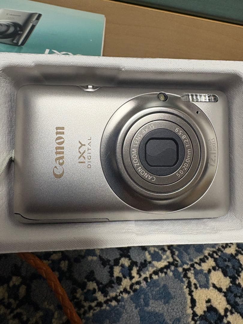 IXY DIGITAL 220 IS (純正レザーケース付)