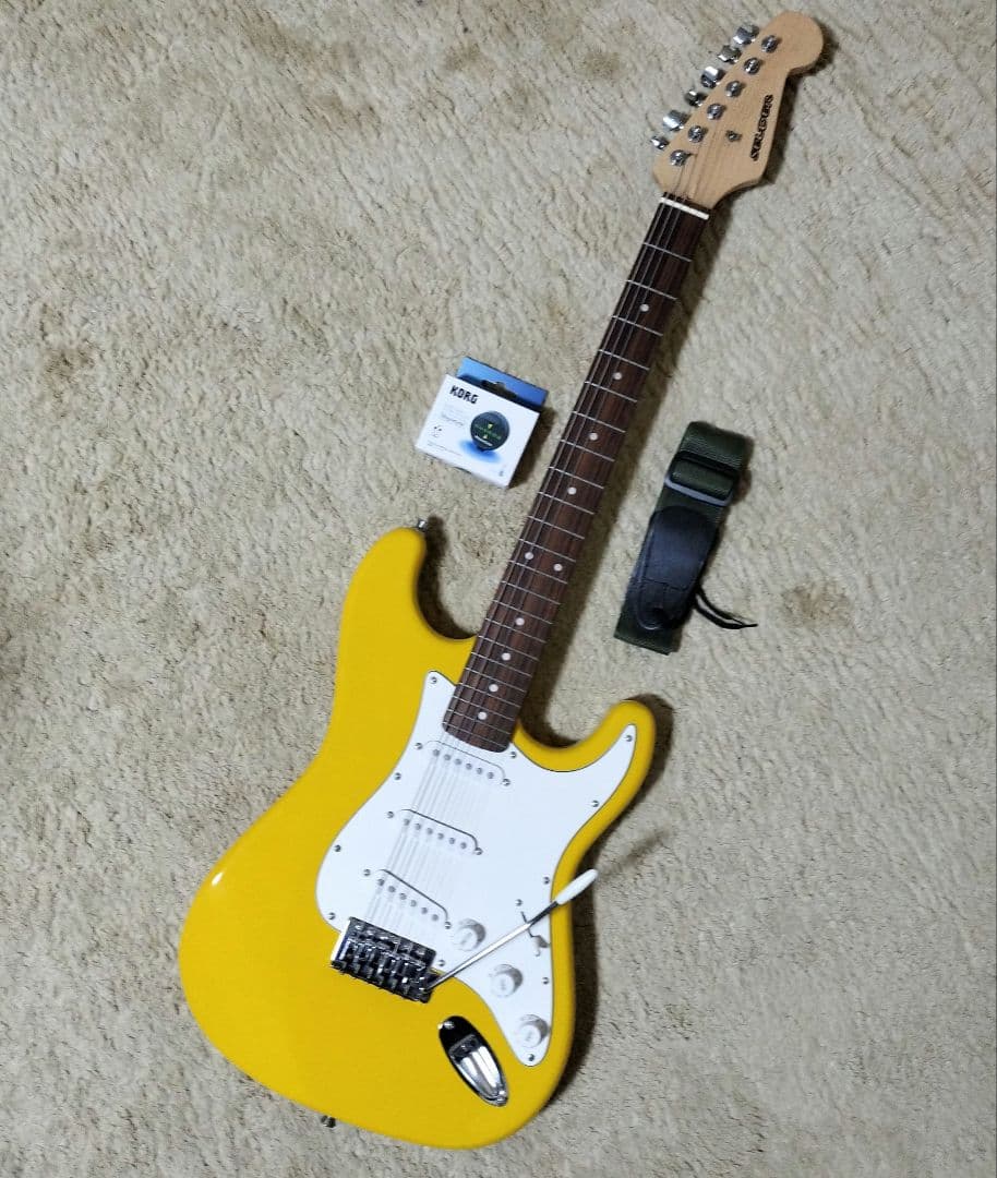 美品!! Selder セルダー ストラト イエロー新品チューナーストラップ付