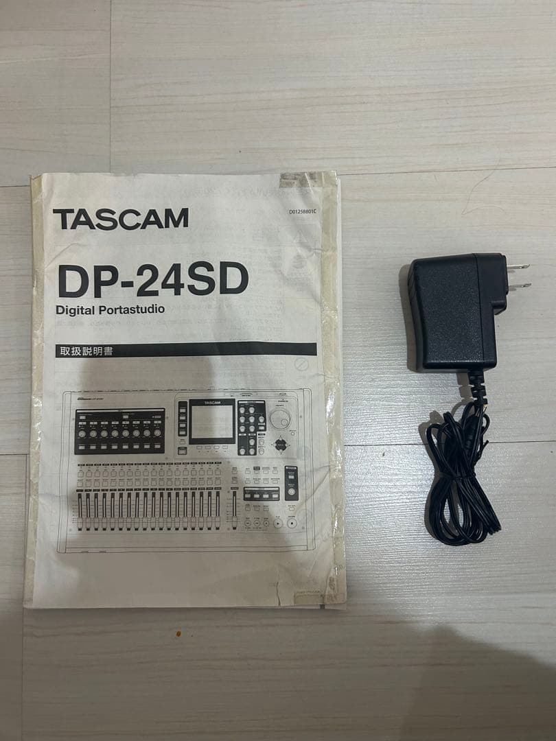 【美品】TASCAM マルチトラックレコーダーDP-24SD