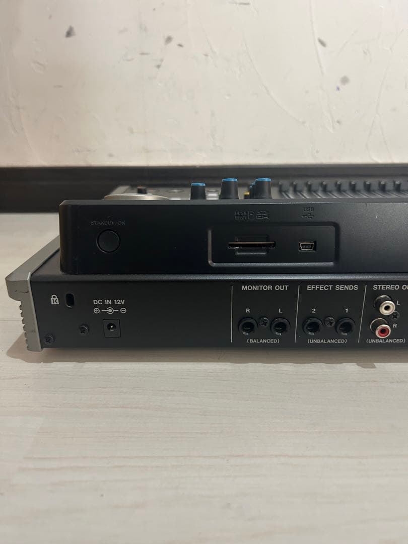 【美品】TASCAM マルチトラックレコーダーDP-24SD