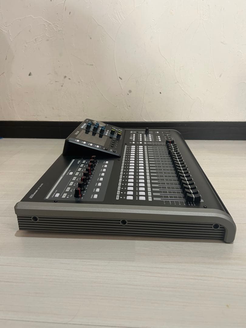 【美品】TASCAM マルチトラックレコーダーDP-24SD
