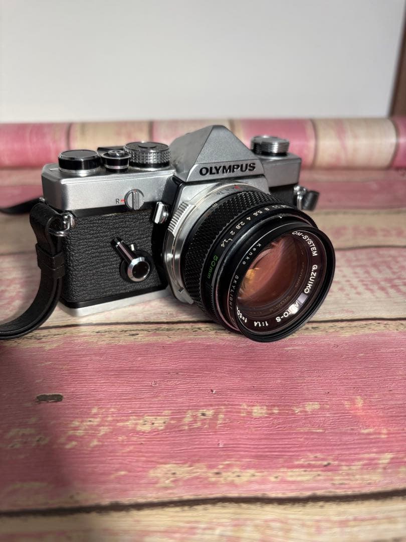 オリンパス OM-1 一眼レフカメラ