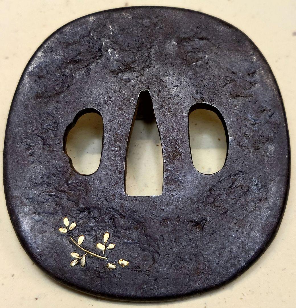 鉄鍔、鉄地に夫婦雉に秋草図