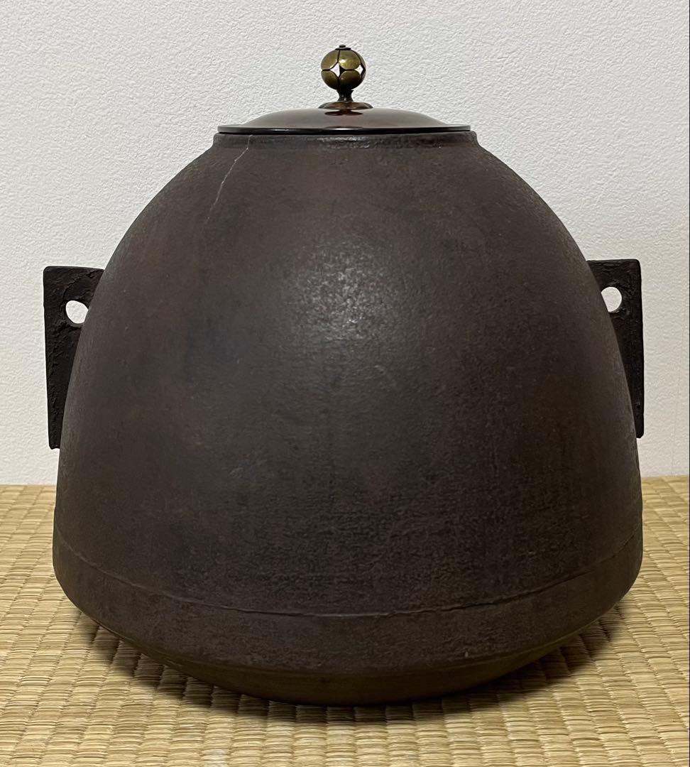 【江戸時代】梵鐘釜（撫肩釜）　初代高木治郎兵衛作