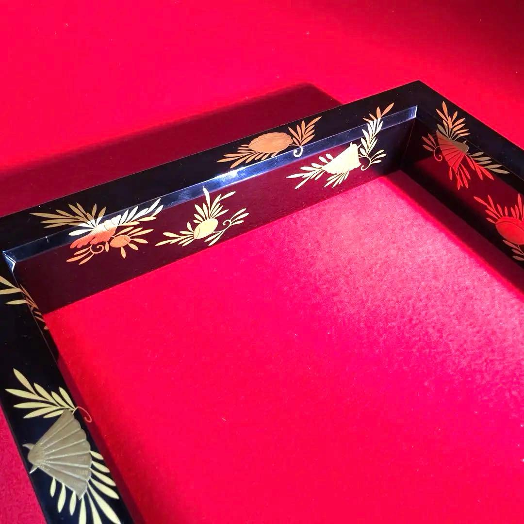 【茶道具】岡本陽斎作　海松貝蒔絵黒塗炉縁