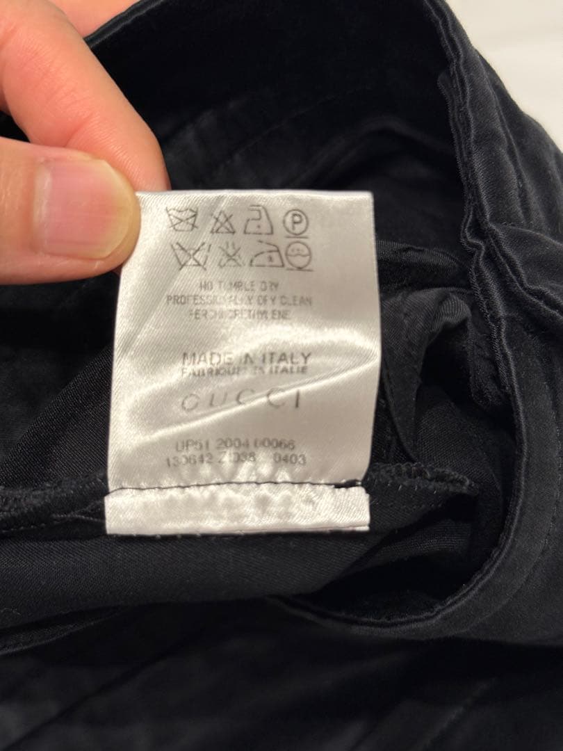 グッチ　トムフォード　フレアパンツ 膝リボン