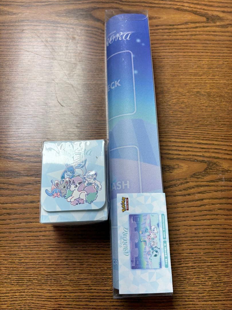 激レア　ポケモンカード　韓国限定　プレイマット　デッキケース　「aurora」