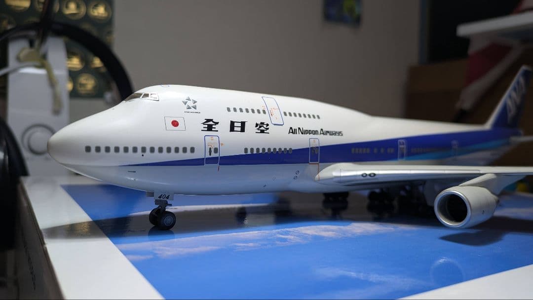 全日空商事　B747-400