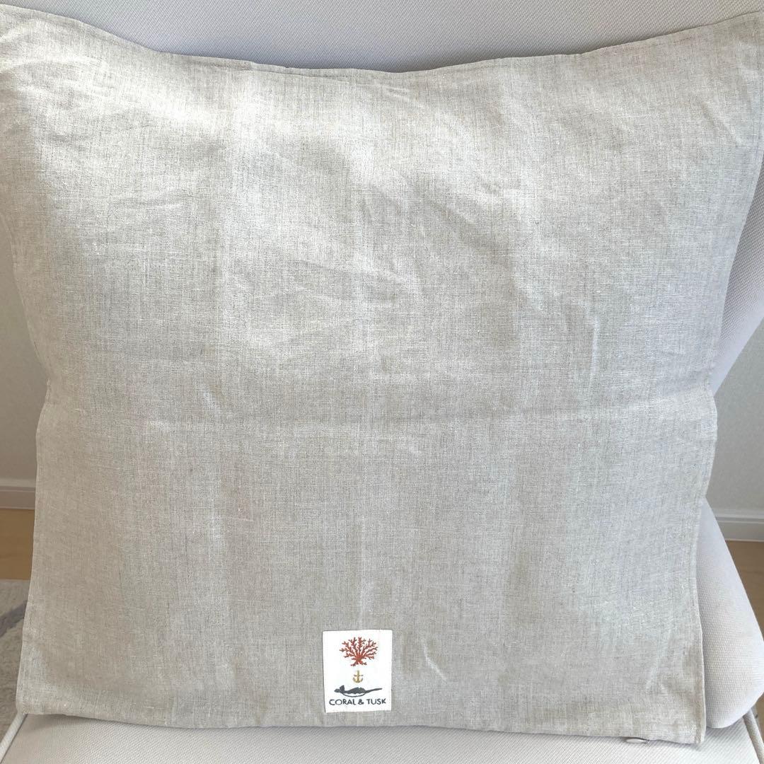 Coral&Tusk クッションカバー　Prayful Cats