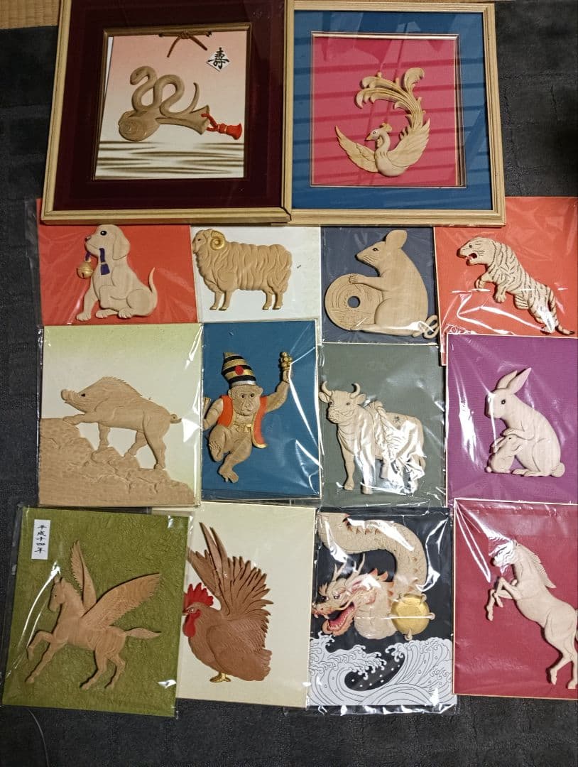値下げ依頼　　芸術作品！！木彫り手作り　12 干支 展示作品集