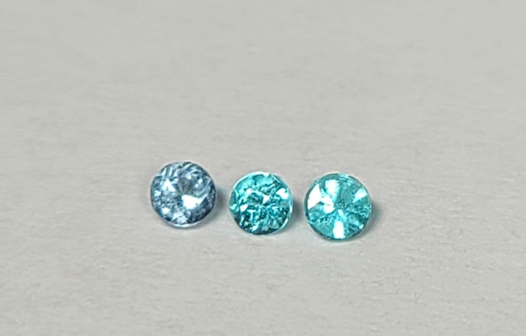 aoba.1225★ドイツ・アイフェル鉱山産アウイナイト★ピアスオーダー