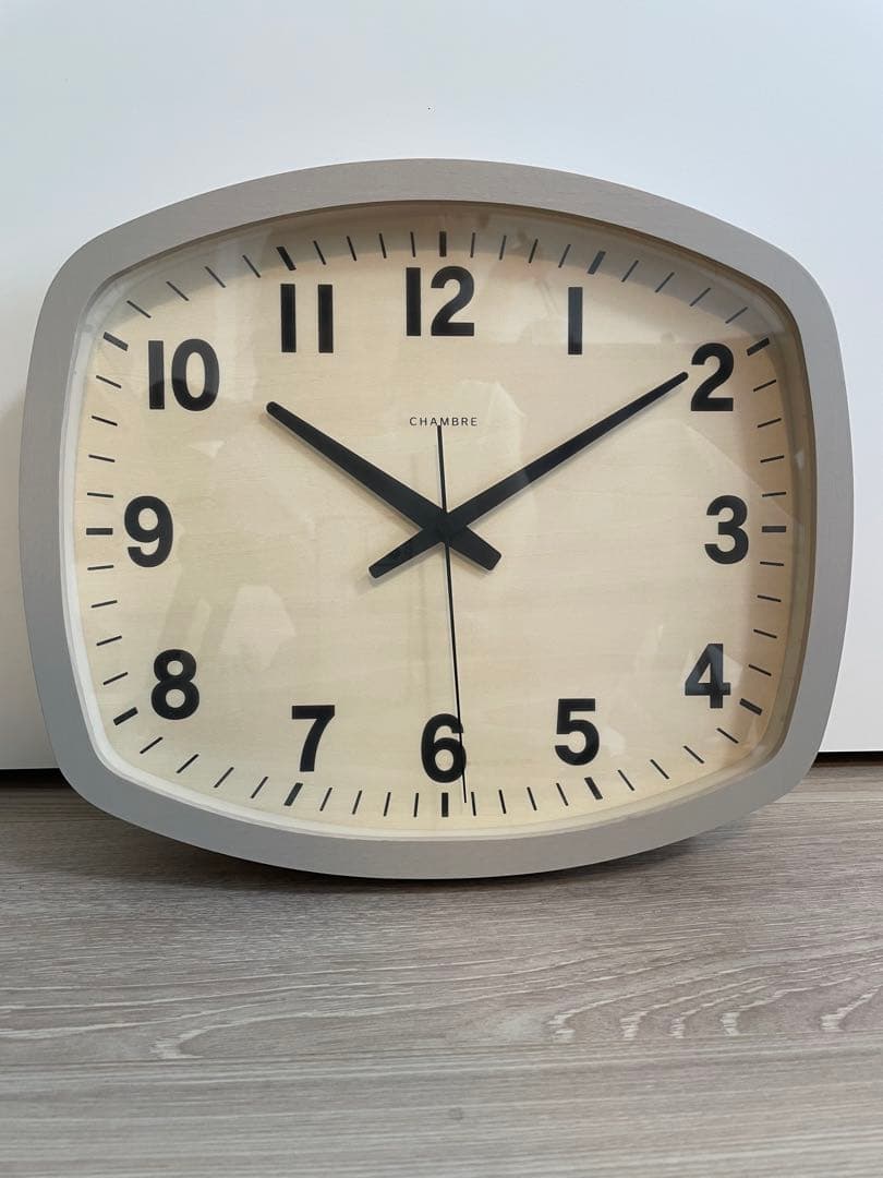 CHAMBRE 壁掛け時計 グレージュ 未使用 外箱・保証書・付属品あり