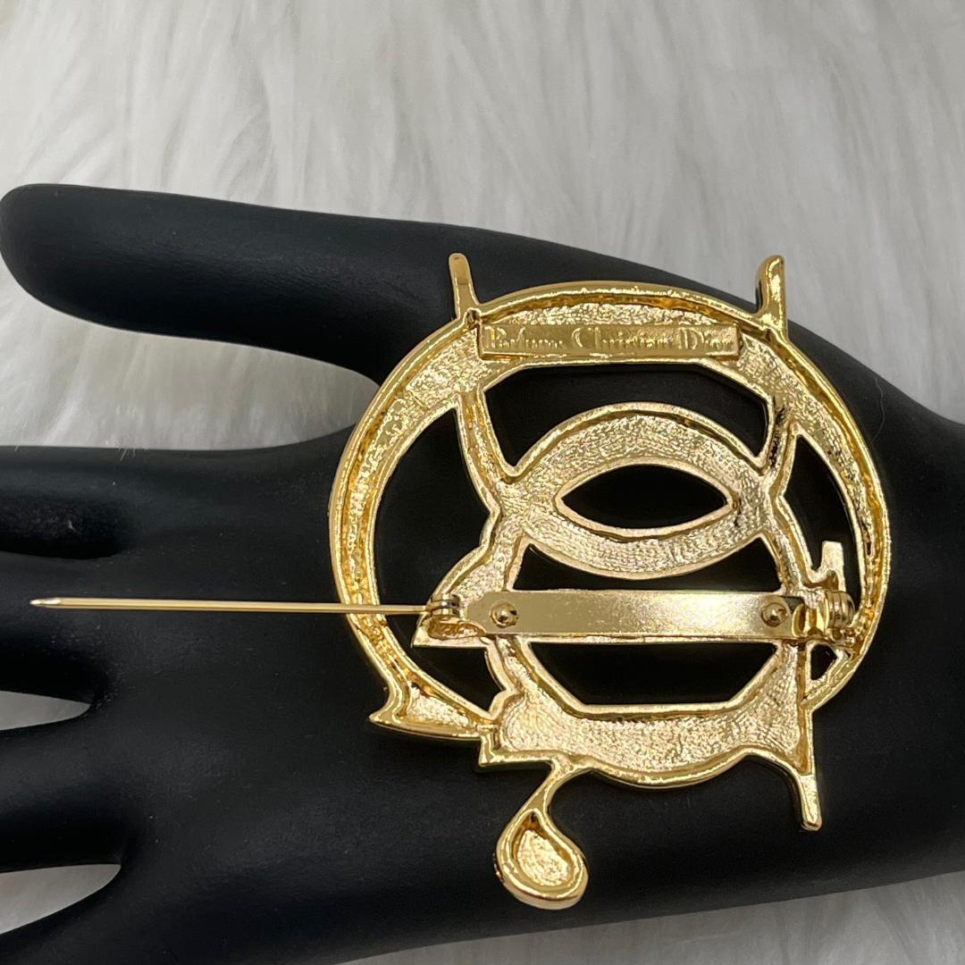 未使用級✨Christian Dior ディオール　ブローチ 　ゴールド
