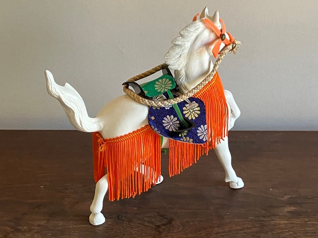 御神馬の置物(牧光作　ケース無し)