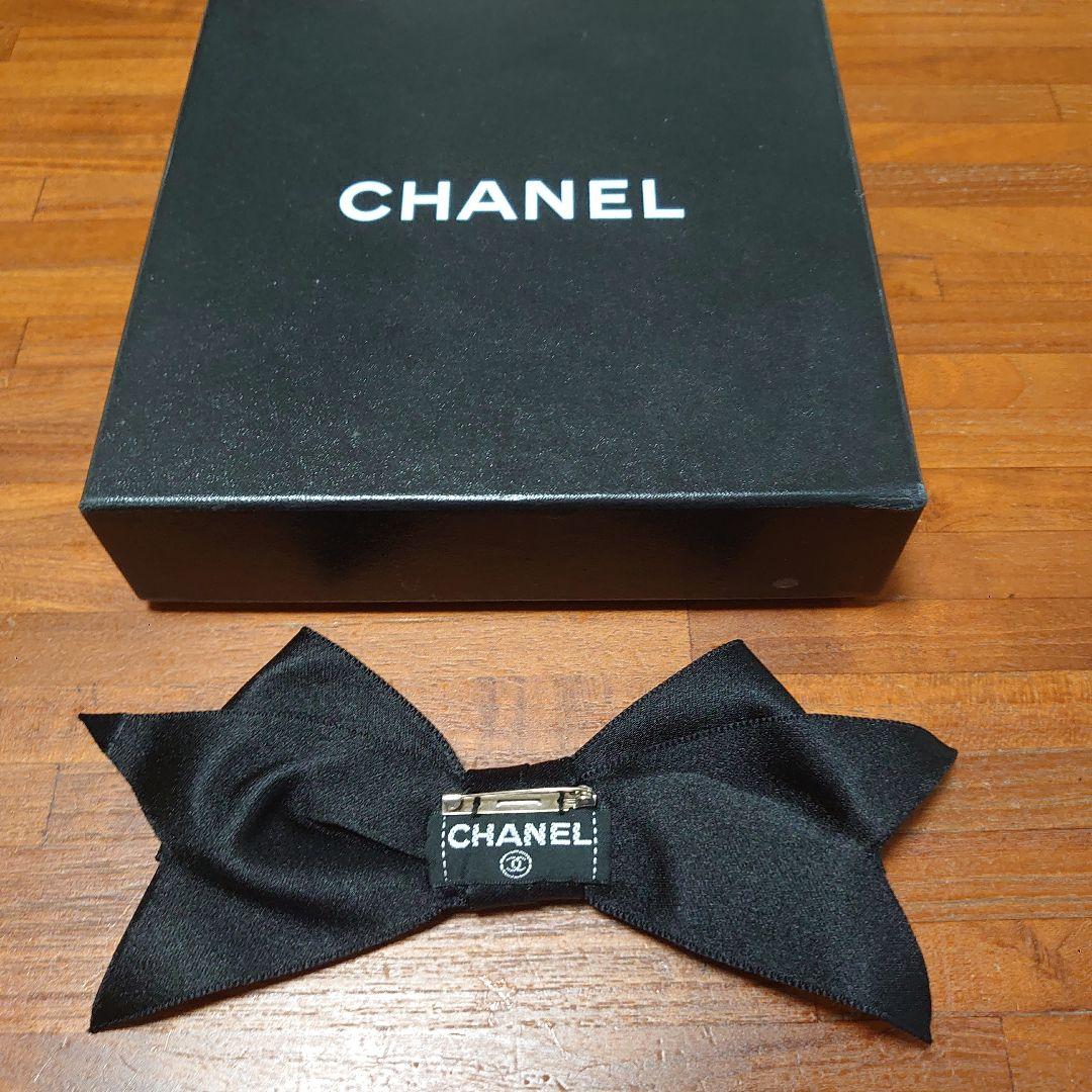シャネル　ブローチ　シルクサテン　リボン