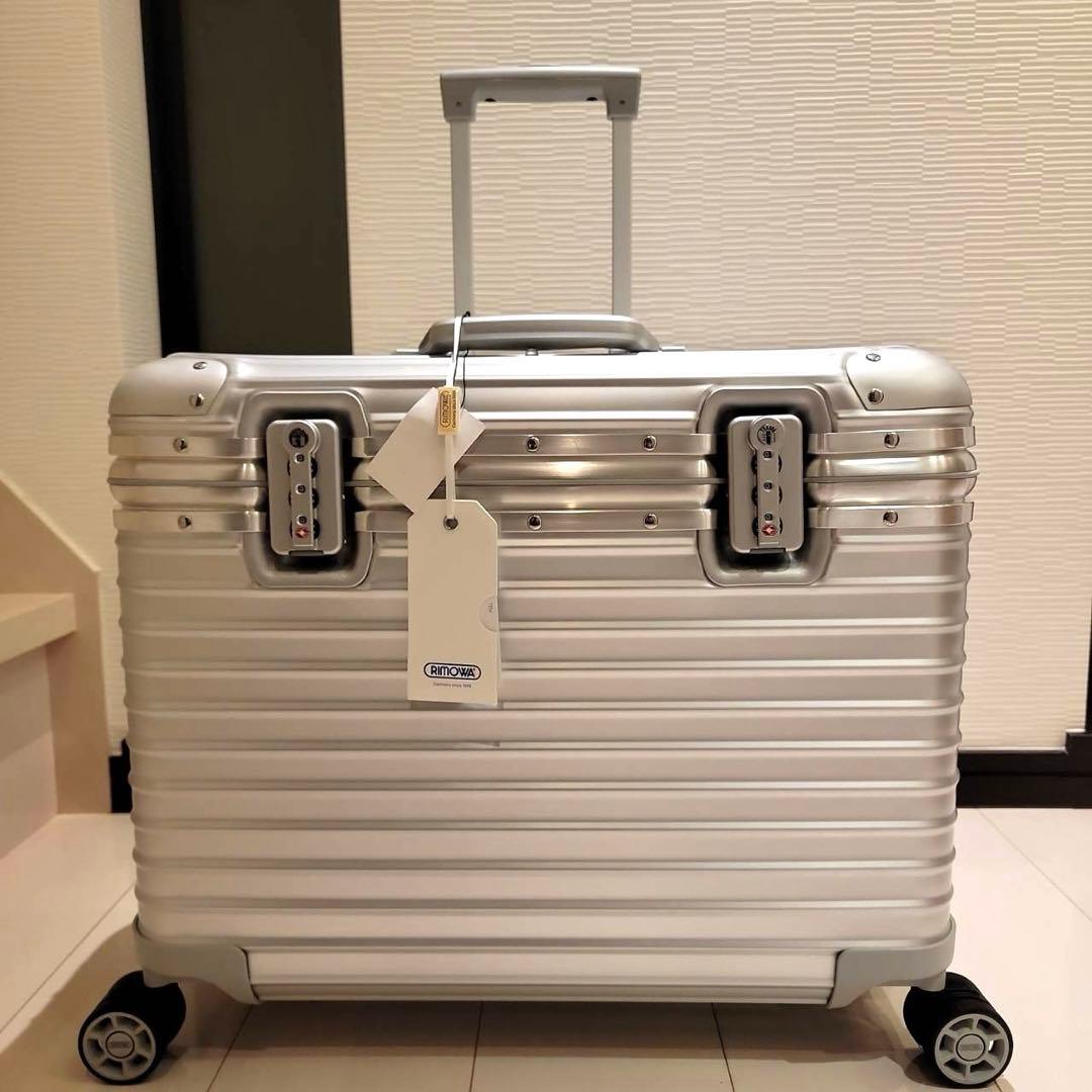 新品　廃盤　旧型　リモワ　パイロット 34L　トローリー　4輪　ビジネス　アルミ