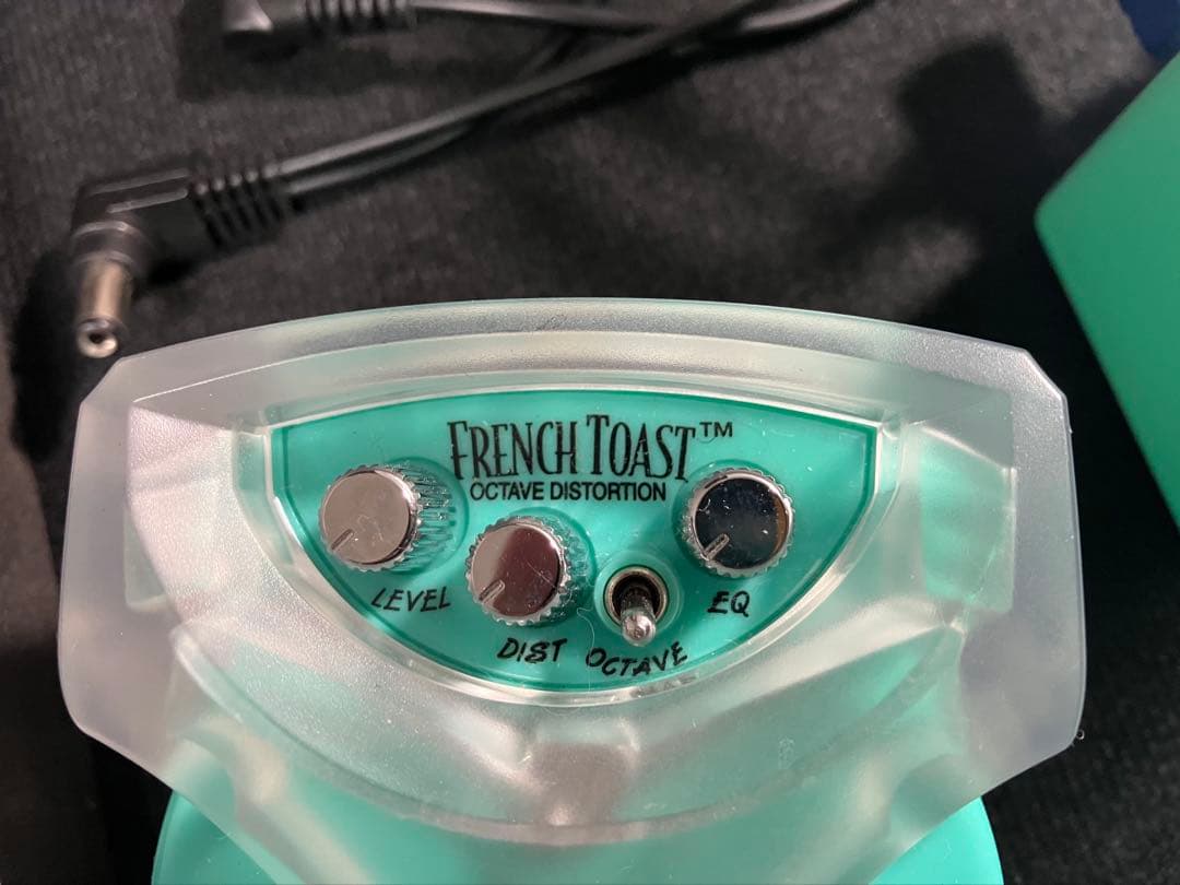 Danelectro French Toast オクターブディストーション