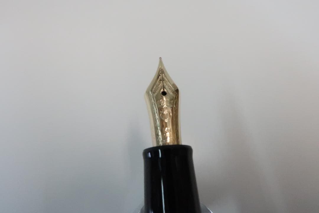 【廃番品】セーラー万年筆 新品 プロムナード　ブラック　MF　中細　14K