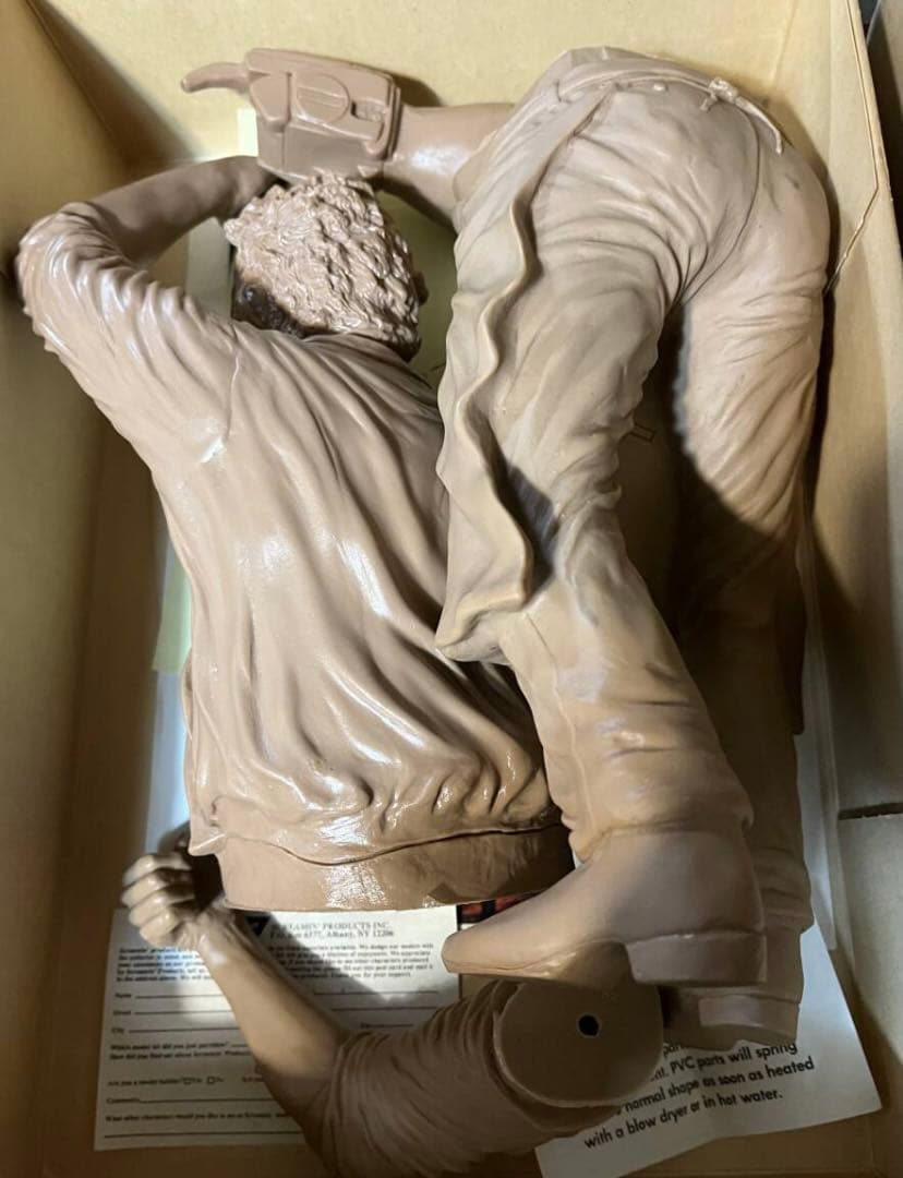 レザーフェイス テキサス・チェーンソー・マサカー ソフビモデルキット 絶版