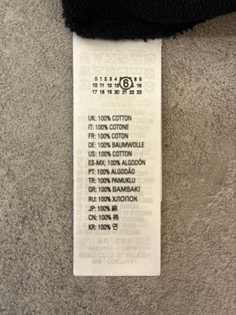 MM6 Maison Margiela 黒 長袖トレーナー