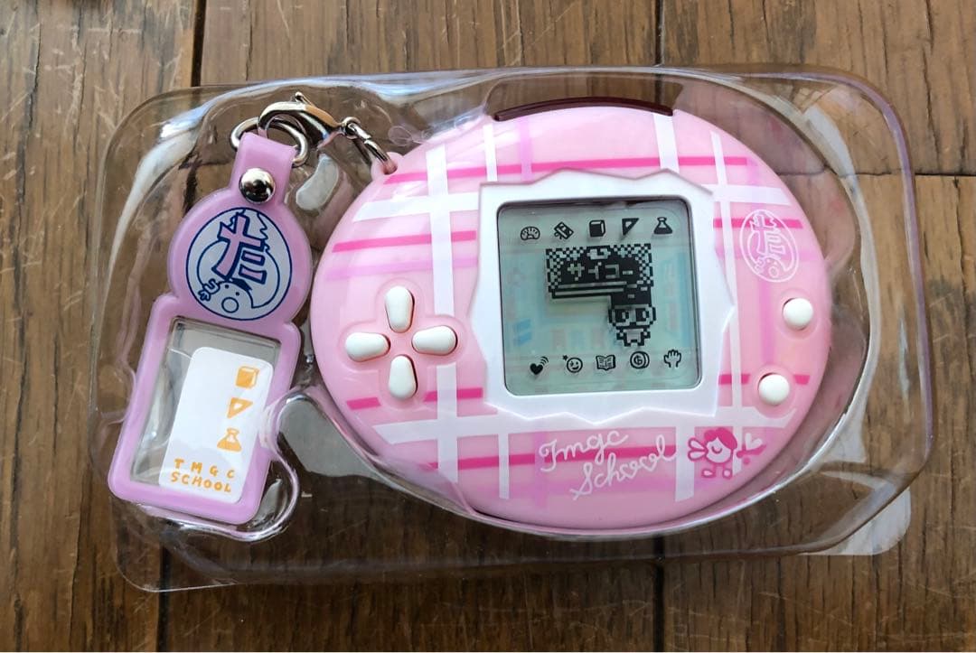 たまごっちスクール　せーとぜーいんさしゅうごっち！スクールちぇっくぴんく