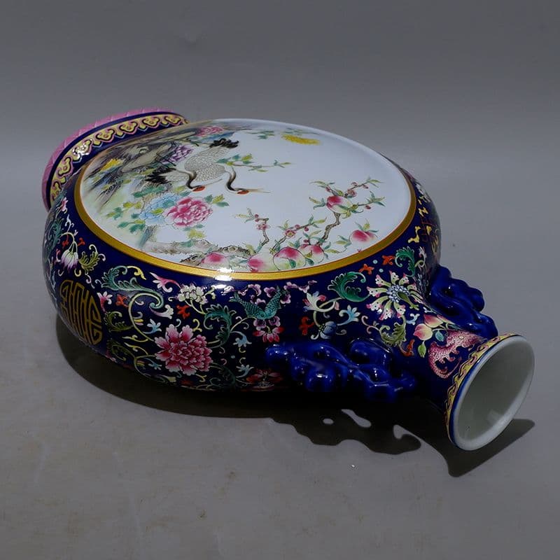 藍地琺瑯彩纏枝両面開窓花鳥抱月瓶 景徳鎮陶磁器 装飾品 現代工芸品 美術品 置物