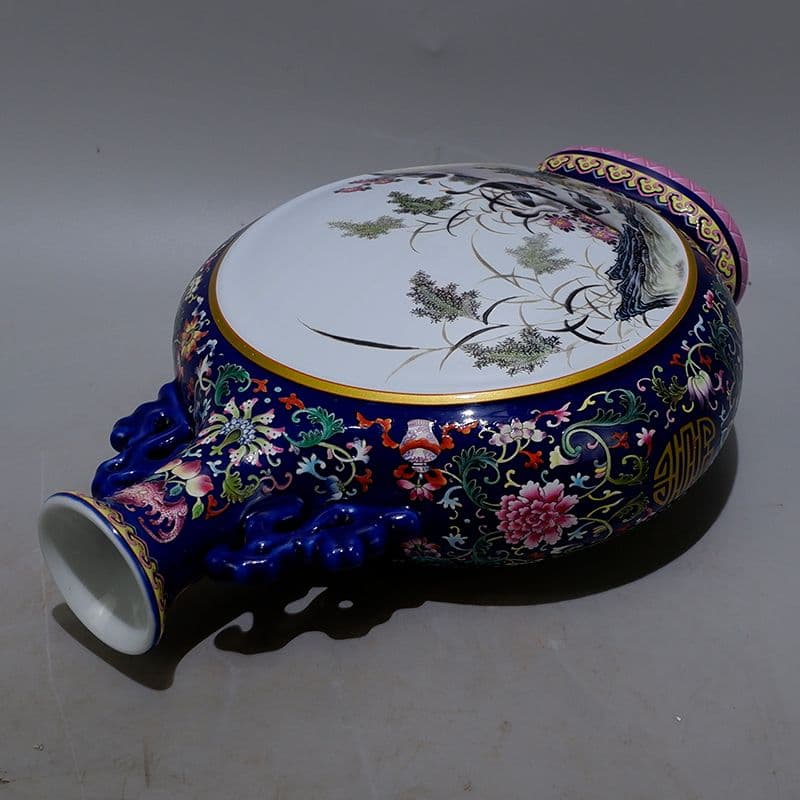 藍地琺瑯彩纏枝両面開窓花鳥抱月瓶 景徳鎮陶磁器 装飾品 現代工芸品 美術品 置物