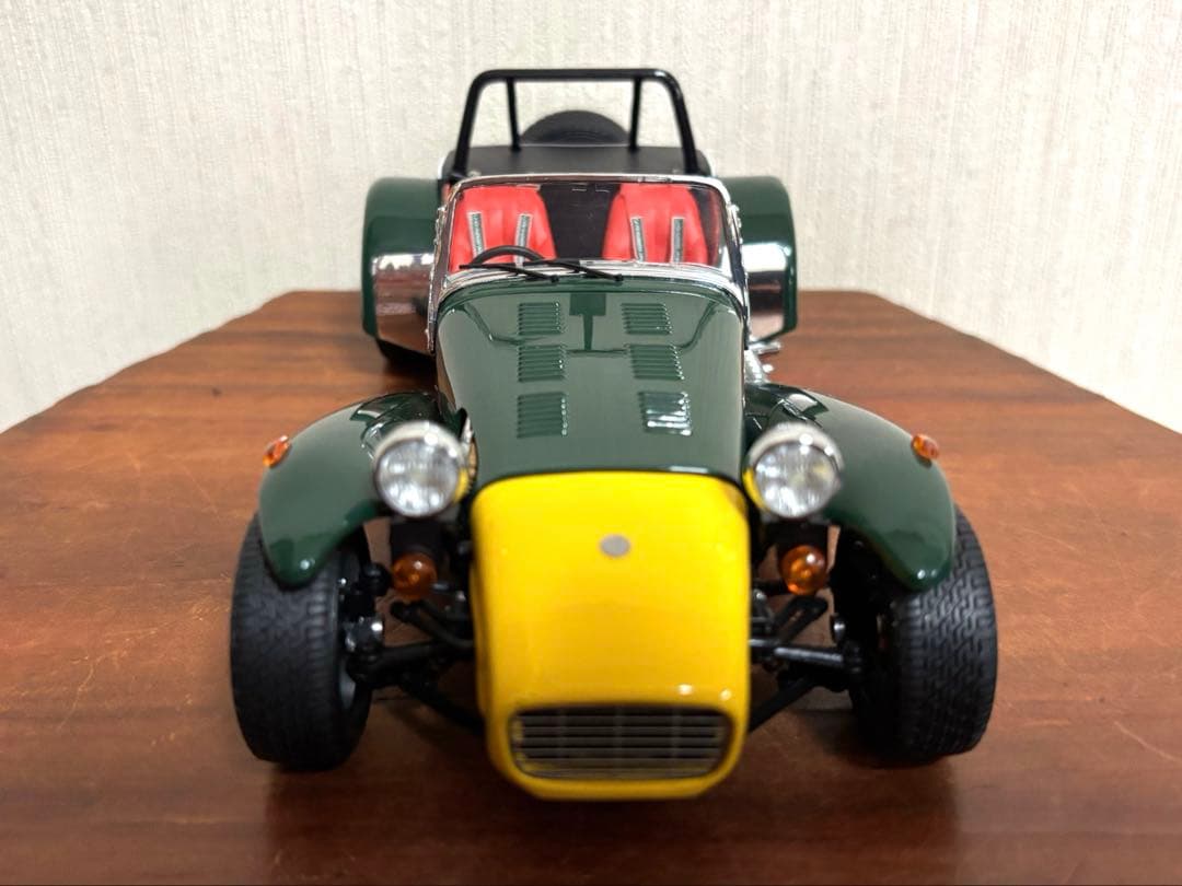 CATERHAM SUPER SEVEN ミニカー