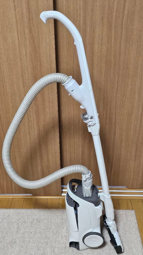 【中古】Panasonic MC-JP820G-W 掃除機（紙パック３枚付き）