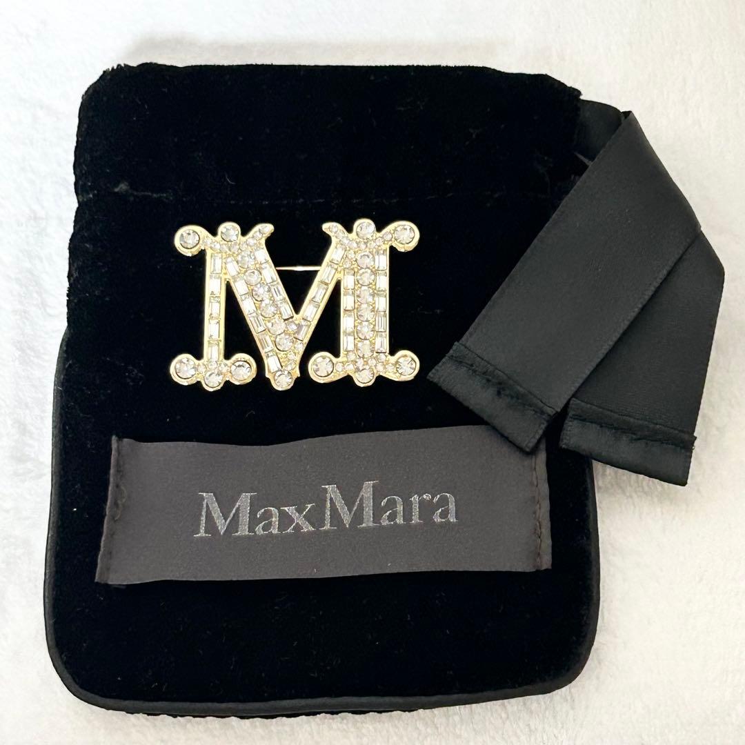 ✨極美品✨MaxMara マックスマーラ　Mロゴクリスタルブローチ