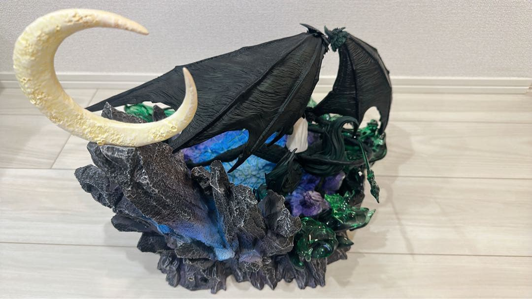 【最安値】BLEACH 黒衣少年図 ウルキオラ ガレージキット ガレキ