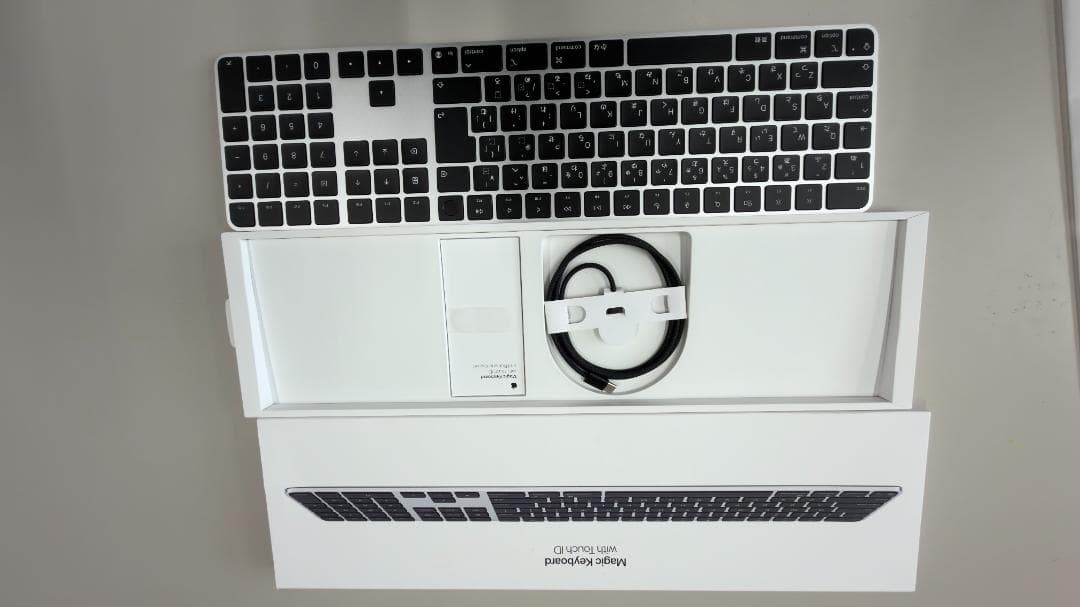 Apple Magic Keyboard テンキー付き A3119 日本語 備品