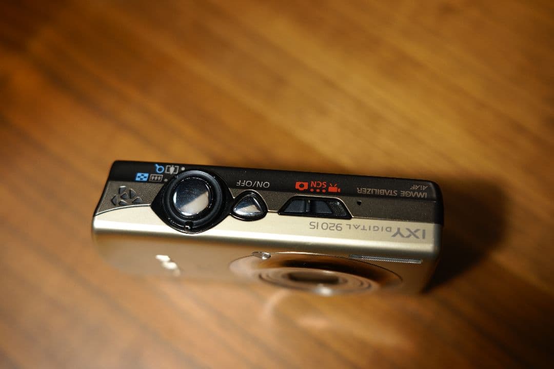 Canon IXY Digital 920IS ゴールド コンデジ