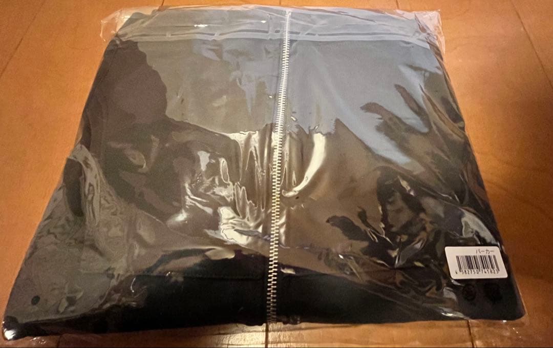 【未開封】【24時間以内発送】SixTONESパーカー　グッズ