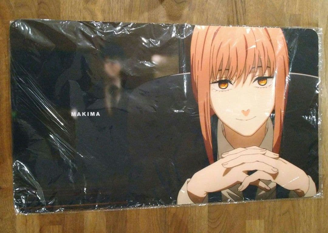 チェンソーマン　マキマ　ラバーマット　デスクマット　匿名配送　新品未使用