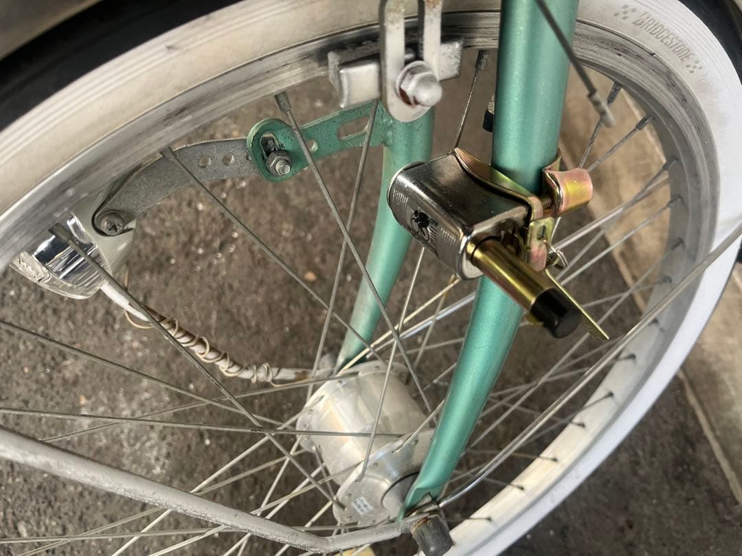 少し小さめ２２サイズ名古屋市近郊限定手渡のみ　名古屋市市中村区区北区配送無料