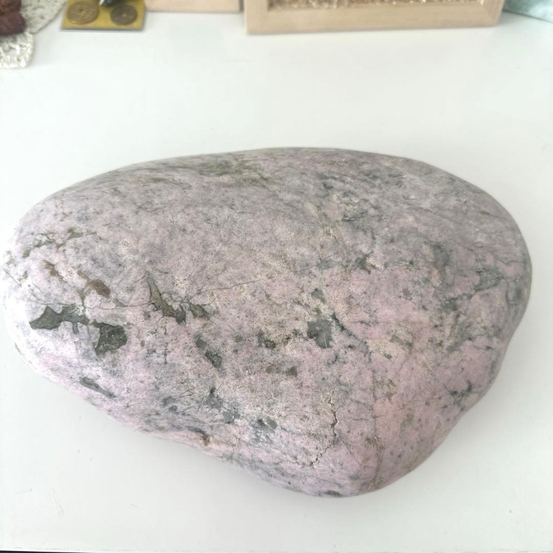 【超レア】ピンク翡翠　チューライト　桃簾石　糸魚川　9.3kg クリノゾイサイト