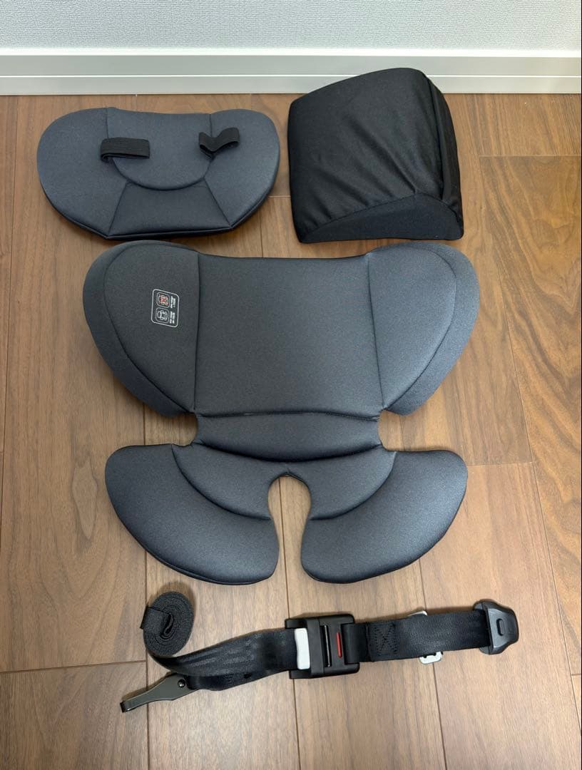 ISOFIX対応 ネイビー チャイルドシート