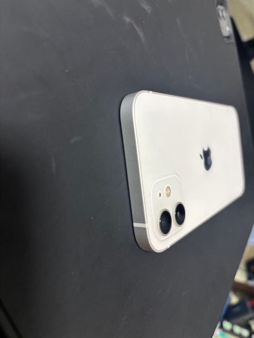 iPhone12 128GB ホワイト　バッテリー82%