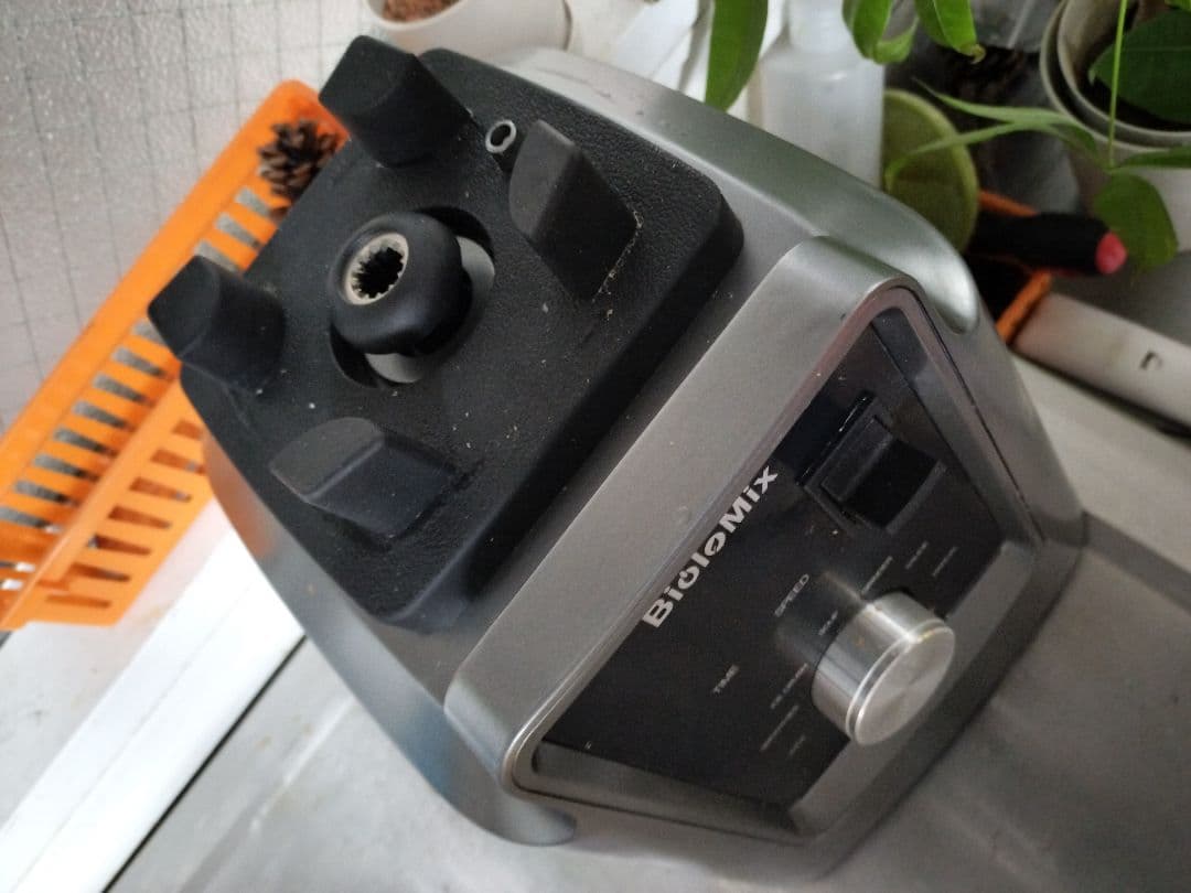 BioloMix ブレンダー 1900ml