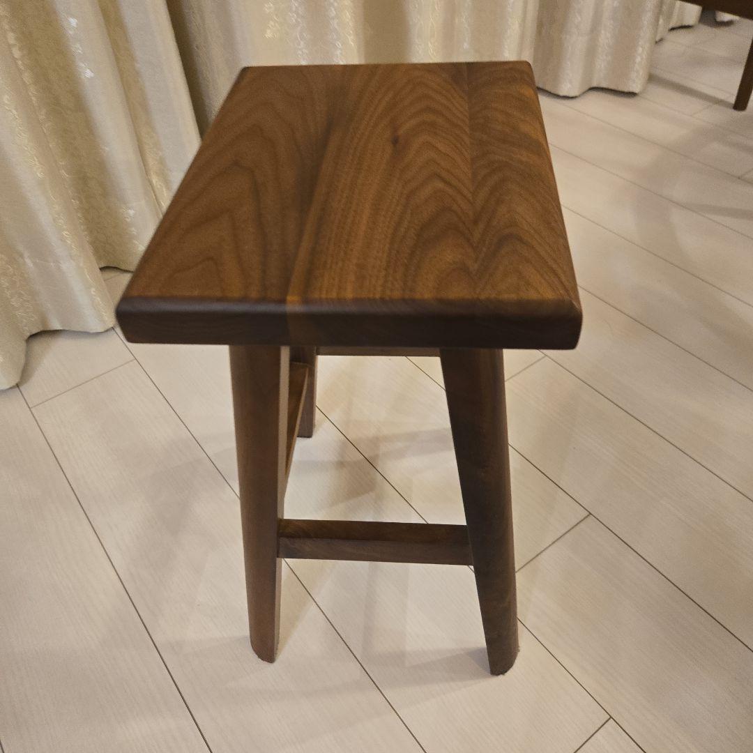 ウォールナット無垢材　スツール　四角